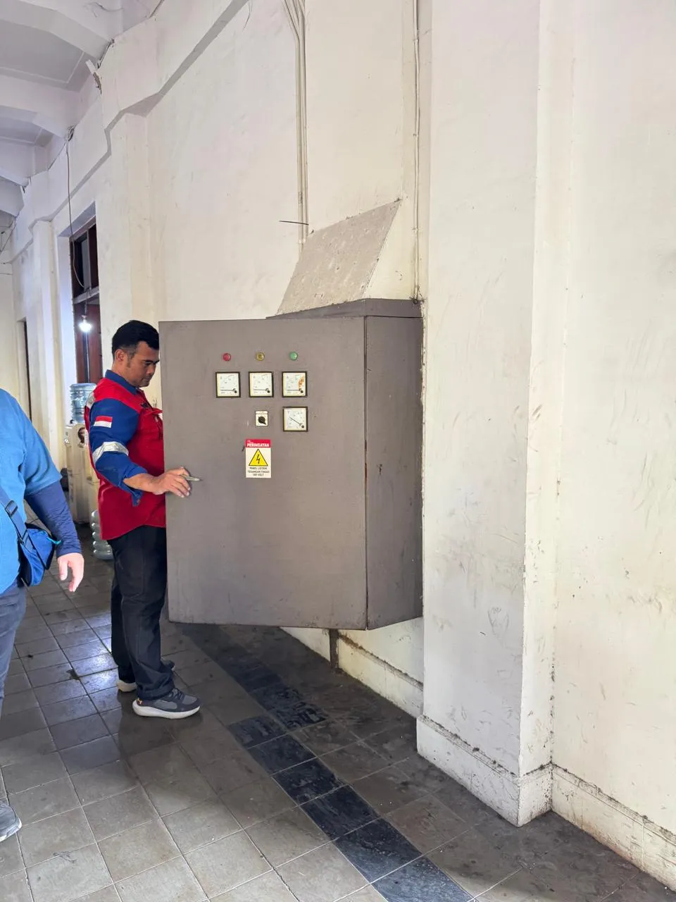 Detail Struktur Kayu Atap Bersejarah BEOS